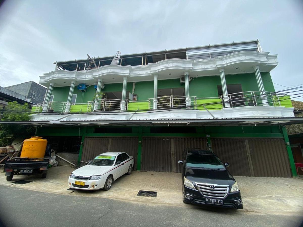 RedDoorz Plus near Siloam Hospital Balikpapan Zewnętrze zdjęcie