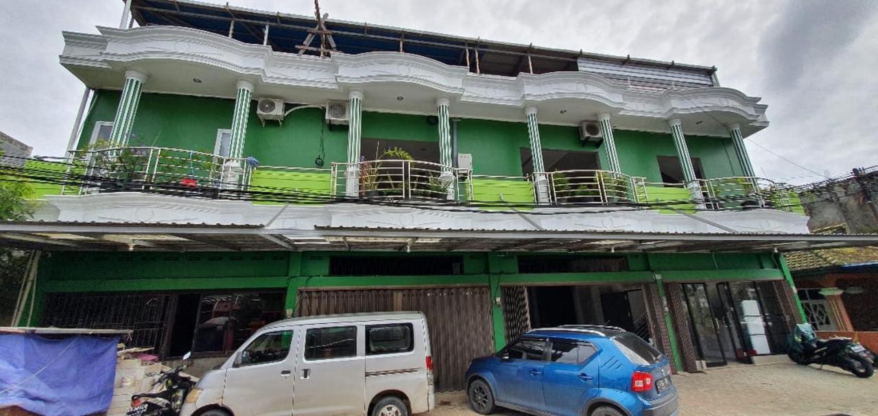 RedDoorz Plus near Siloam Hospital Balikpapan Zewnętrze zdjęcie