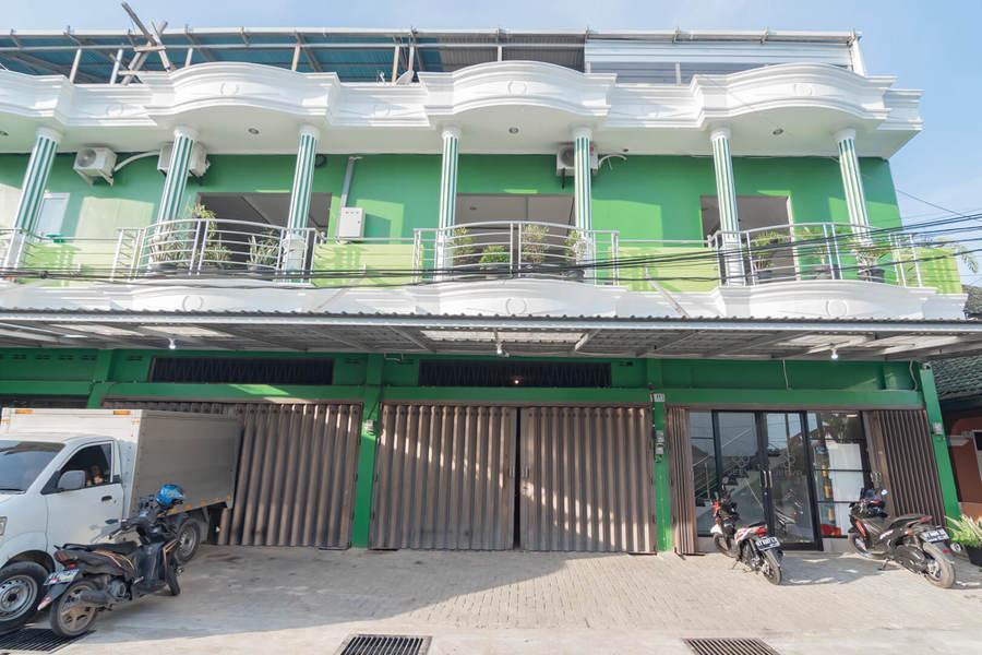 RedDoorz Plus near Siloam Hospital Balikpapan Zewnętrze zdjęcie